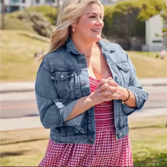 Fit & Flare Gingham Embroidered Smocked Midi Cami Dress old navy - Picture 7 of 8